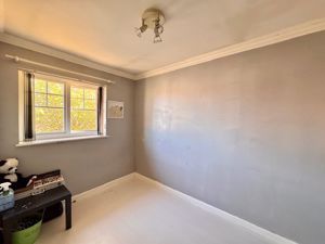 Photo 13- click for photo gallery